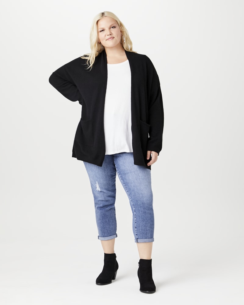 Plus size model with apple body shape wearing Vienna Cashmere Cardigan by M. MAGASCHONI | Dia&Co | dia_product_style_image_id:144532